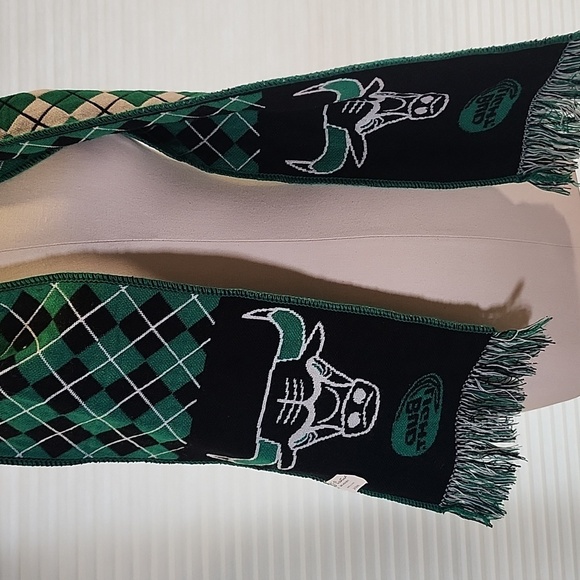 🧣 Chicago Bulls x Bud Light Green Checkered Fringe Scarf – Limited Edition NBA - Picture 5 of 7